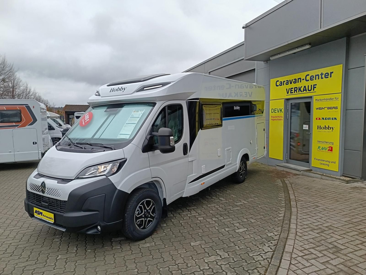 Hobby Ontour C680 GE*AUTOMATIK*LITHIUM*MARKISE*SOFORT* - Camping-car profilé: photos 4 Hobby Ontour C680 GE*AUTOMATIK*LITHIUM*MARKISE*SOFORT* - Camping-car profilé: photos 4