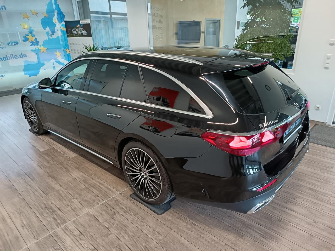 Mercedes-Benz E 300 T de 4M*AMG LINE ADVANCED PLUS*AHK*360°* - Voiture break: photos 4 Mercedes-Benz E 300 T de 4M*AMG LINE ADVANCED PLUS*AHK*360°* - Voiture break: photos 4