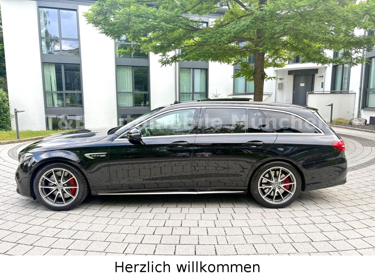 Mercedes-Benz E 63 S AMG*4Matic+*AMG Driver s*Pano*MB-Garantie - Voiture: photos 3 Mercedes-Benz E 63 S AMG*4Matic+*AMG Driver s*Pano*MB-Garantie - Voiture: photos 3