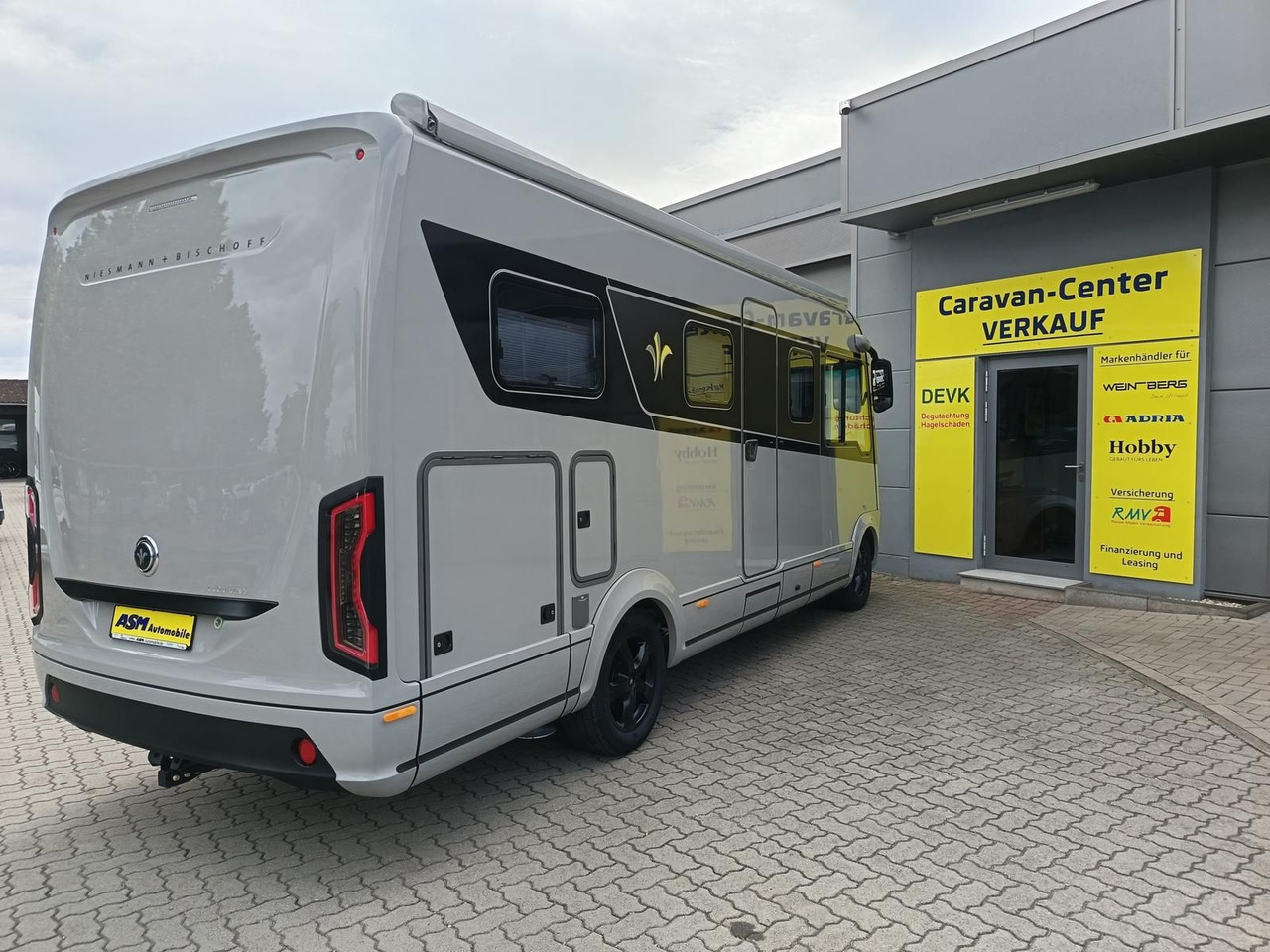 Niesmann + Bischoff iSmove 6.9 E132 kW*AHK*SOLAR*SAT*NAVI*DACHKLIMA* - Camping-car intégral: photos 5 Niesmann + Bischoff iSmove 6.9 E132 kW*AHK*SOLAR*SAT*NAVI*DACHKLIMA* - Camping-car intégral: photos 5
