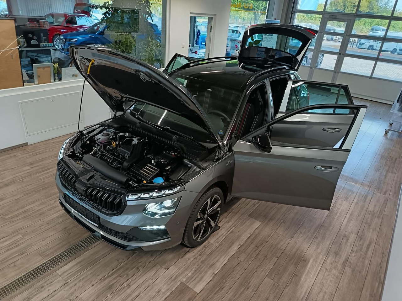 Skoda Kamiq Monte Carlo 1,5 TSI DSG*AHK*PANO*LED*ACC* - SUV: photos 2 Skoda Kamiq Monte Carlo 1,5 TSI DSG*AHK*PANO*LED*ACC* - SUV: photos 2