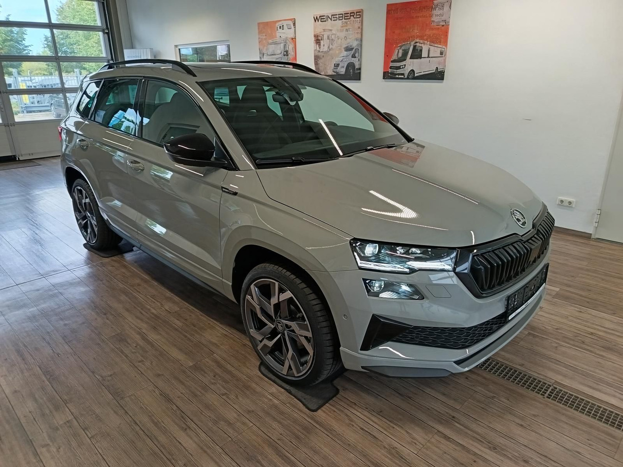 Skoda Karoq Sportline 1,5 TSI DSG*AHK*PSD*STD.HZG*NAVI - SUV: photos 3 Skoda Karoq Sportline 1,5 TSI DSG*AHK*PSD*STD.HZG*NAVI - SUV: photos 3