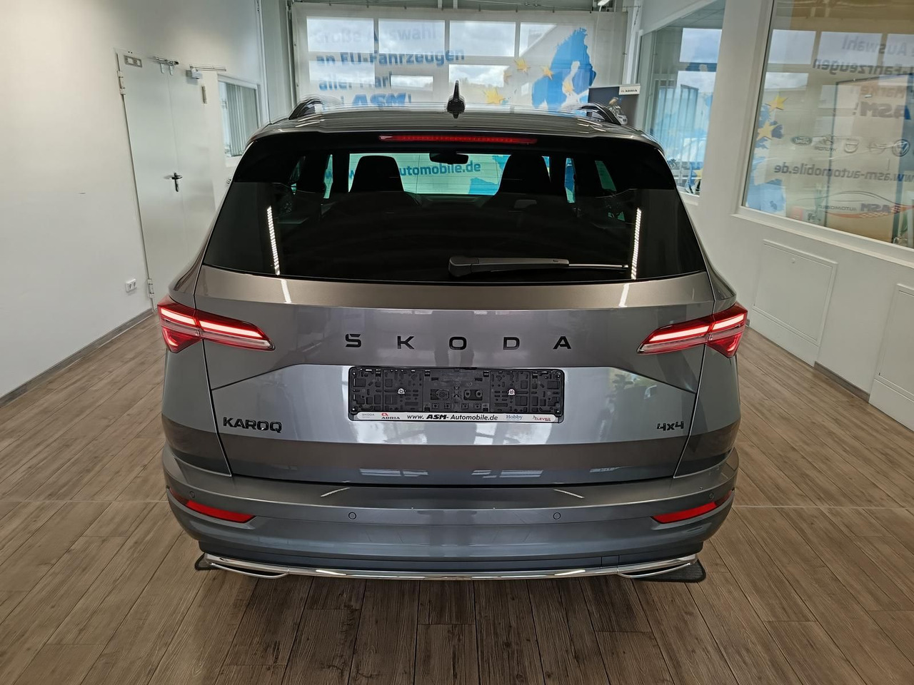 Skoda Karoq Sportline 2,0 TDI 4x4*AHK*PSD*STD.HZG*DCC* - SUV: photos 5 Skoda Karoq Sportline 2,0 TDI 4x4*AHK*PSD*STD.HZG*DCC* - SUV: photos 5