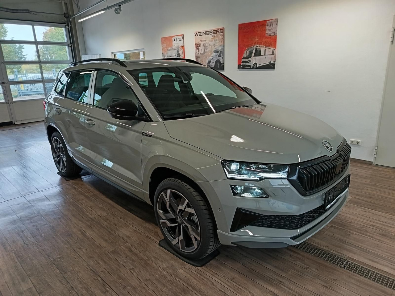 Skoda Karoq Sportline 2,0 TDI DSG 4x4*AHK*PSD*STD.HZG* - SUV: photos 3 Skoda Karoq Sportline 2,0 TDI DSG 4x4*AHK*PSD*STD.HZG* - SUV: photos 3