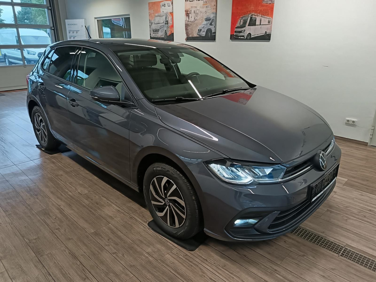 Volkswagen Polo Life 1.0 TSI 70 kW*LED*R-KAM*TEMP*PDC*SHZ* - Voiture: photos 3 Volkswagen Polo Life 1.0 TSI 70 kW*LED*R-KAM*TEMP*PDC*SHZ* - Voiture: photos 3