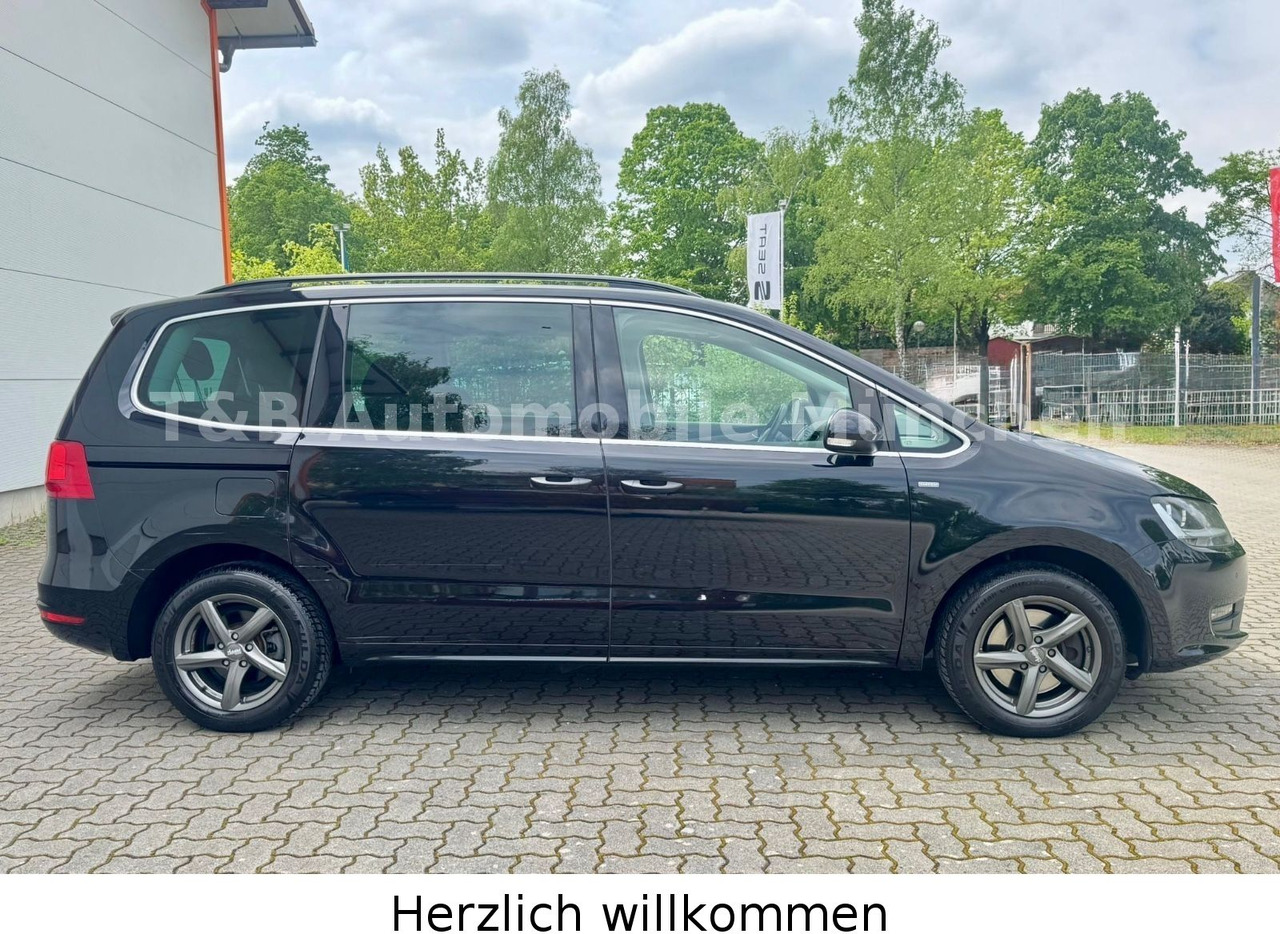 Volkswagen Sharan Match BMT*6-Si*Leder*Navi*Kamera*44.000km - Transport de personnes: photos 5 Volkswagen Sharan Match BMT*6-Si*Leder*Navi*Kamera*44.000km - Transport de personnes: photos 5