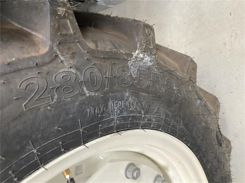 Alliance Farm Pro II 11.2R24 - 280/85R24 - Pneu pour Machine agricole: photos 5 Alliance Farm Pro II 11.2R24 - 280/85R24 - Pneu pour Machine agricole: photos 5