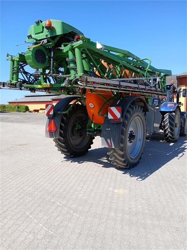 Amazone Ux 6201 super 42 m - Pulvérisateur traîné: photos 4 Amazone Ux 6201 super 42 m - Pulvérisateur traîné: photos 4