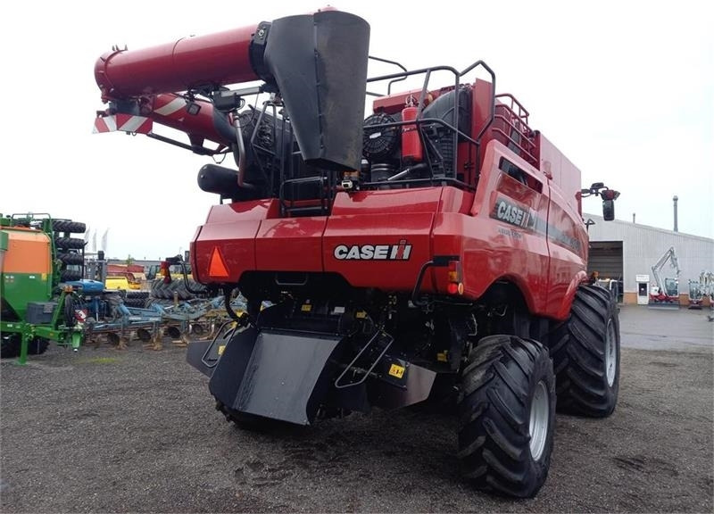 Case IH Axial Flow 9240 - Moissonneuse-batteuse: photos 4 Case IH Axial Flow 9240 - Moissonneuse-batteuse: photos 4