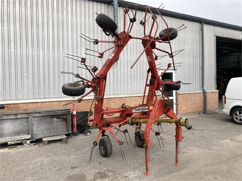 Fella TH660D Hydro - Faneuse: photos 3 Fella TH660D Hydro - Faneuse: photos 3