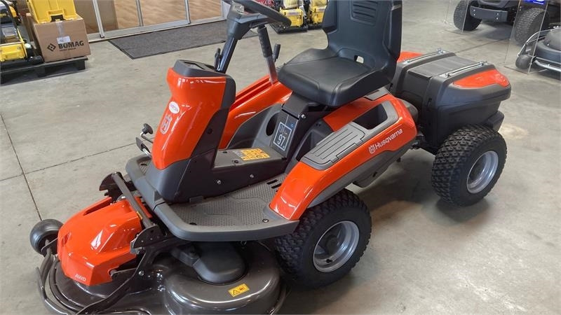 Husqvarna R200IX AWD Elektrisk - Motofaucheuse: photos 2 Husqvarna R200IX AWD Elektrisk - Motofaucheuse: photos 2