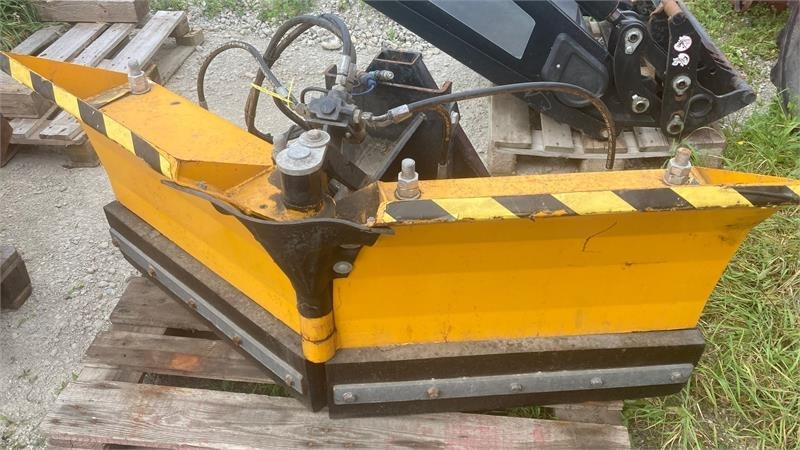 Tracteur communal Kubota B2530 HST B2530: photos 7