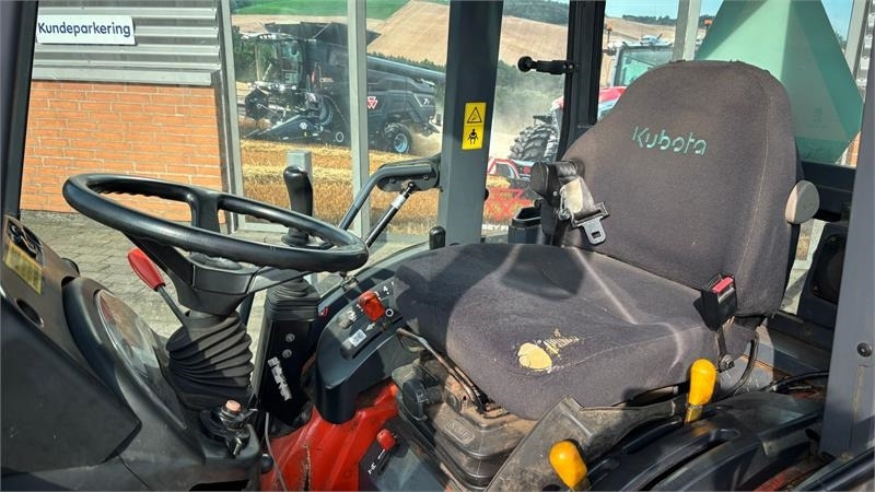 Tracteur communal Kubota B2530 HST B2530: photos 6