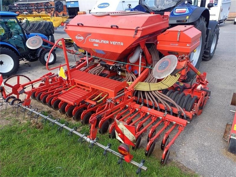 Kuhn Combiliner Venta 4 Meter. - Combiné de semis: photos 3 Kuhn Combiliner Venta 4 Meter. - Combiné de semis: photos 3