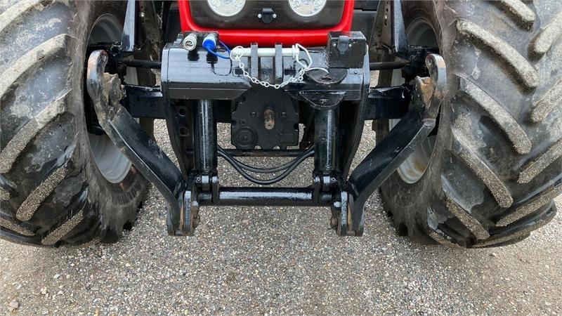 Massey Ferguson 6470 Dyna 6 - Tracteur agricole: photos 5 Massey Ferguson 6470 Dyna 6 - Tracteur agricole: photos 5