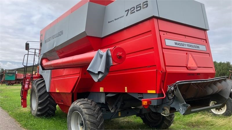 Massey Ferguson 7256 RS 22 fod Freeflow - Moissonneuse-batteuse: photos 3 Massey Ferguson 7256 RS 22 fod Freeflow - Moissonneuse-batteuse: photos 3