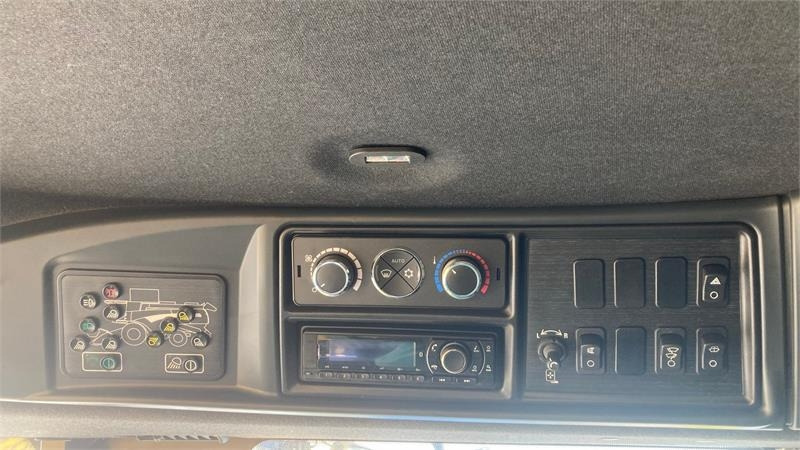 Crédit-bail New Holland CX 8.70 SLH  New Holland CX 8.70 SLH: photos 6