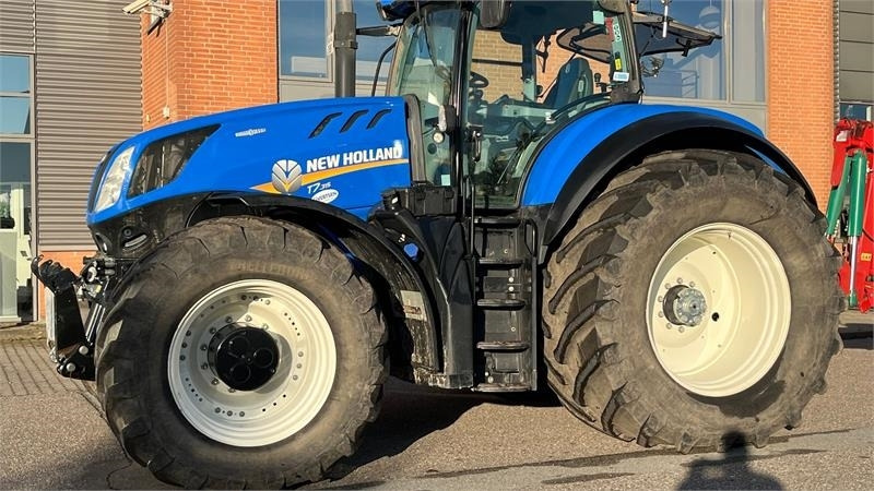 New Holland T7.315 HD AutoComand  - Tracteur agricole: photos 1 New Holland T7.315 HD AutoComand  - Tracteur agricole: photos 1
