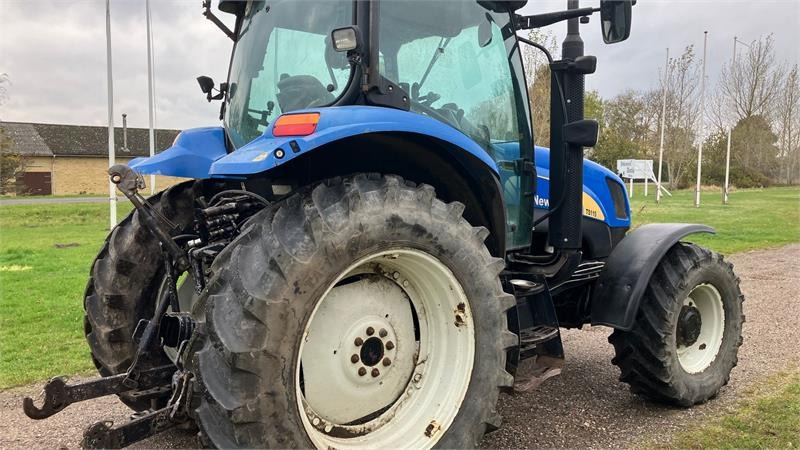 New Holland TS 115 A - Tracteur agricole: photos 4 New Holland TS 115 A - Tracteur agricole: photos 4