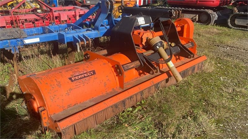 Perfect KM-270 Front og Bagmontering - Faucheuse: photos 1 Perfect KM-270 Front og Bagmontering - Faucheuse: photos 1