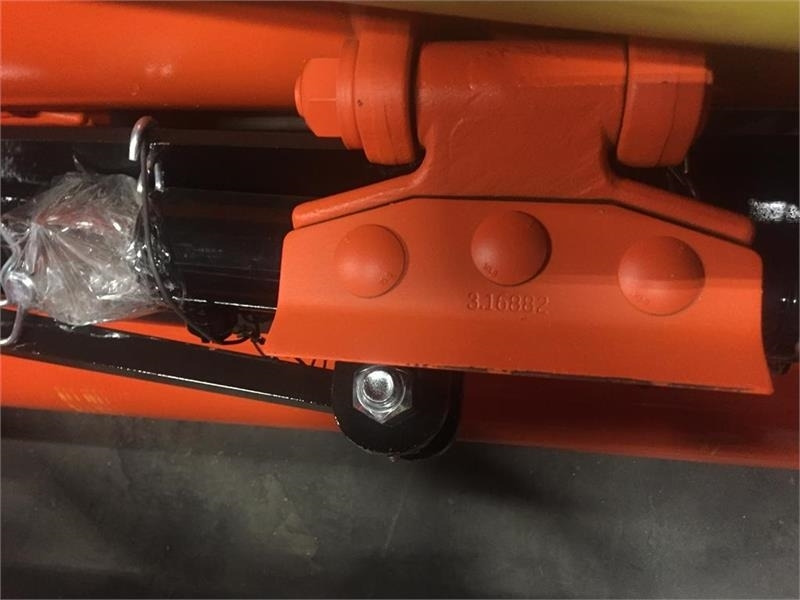 Perfect KM-300 Front og Bagmontering - Faucheuse: photos 4 Perfect KM-300 Front og Bagmontering - Faucheuse: photos 4