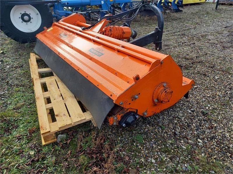 Perfect KT-300 Heavy-Duty. Hy-sideforskydning - Faucheuse: photos 4 Perfect KT-300 Heavy-Duty. Hy-sideforskydning - Faucheuse: photos 4