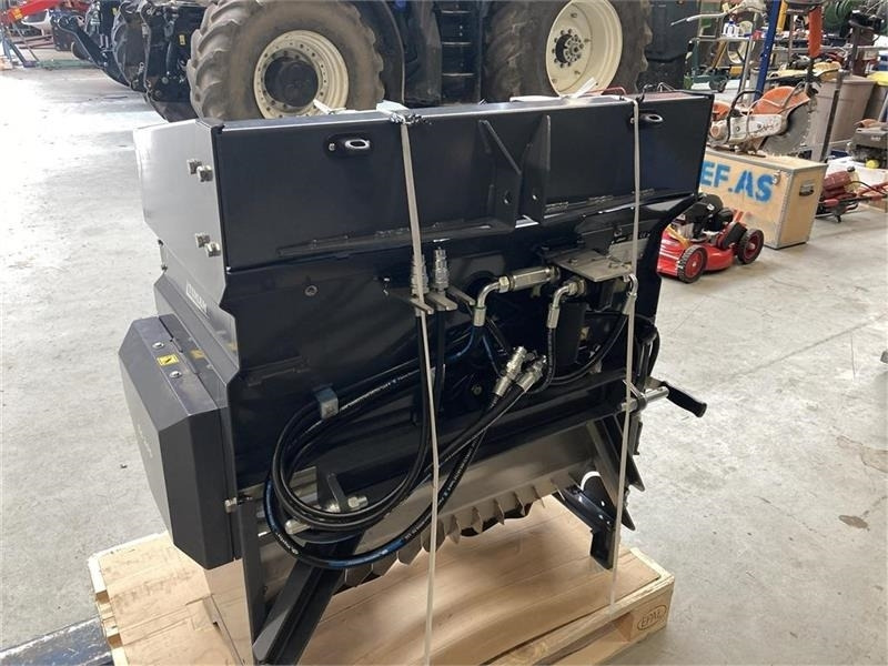 Timan CS-200 Combi spreder til traktor 300 liter - Epandeur de sable pour Véhicule de voirie/ Spécial: photos 2 Timan CS-200 Combi spreder til traktor 300 liter - Epandeur de sable pour Véhicule de voirie/ Spécial: photos 2