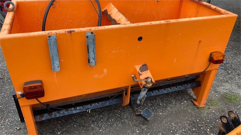 Westbjörn 1500S Hydraulisk - Epandeur de sable pour Véhicule de voirie/ Spécial: photos 2 Westbjörn 1500S Hydraulisk - Epandeur de sable pour Véhicule de voirie/ Spécial: photos 2