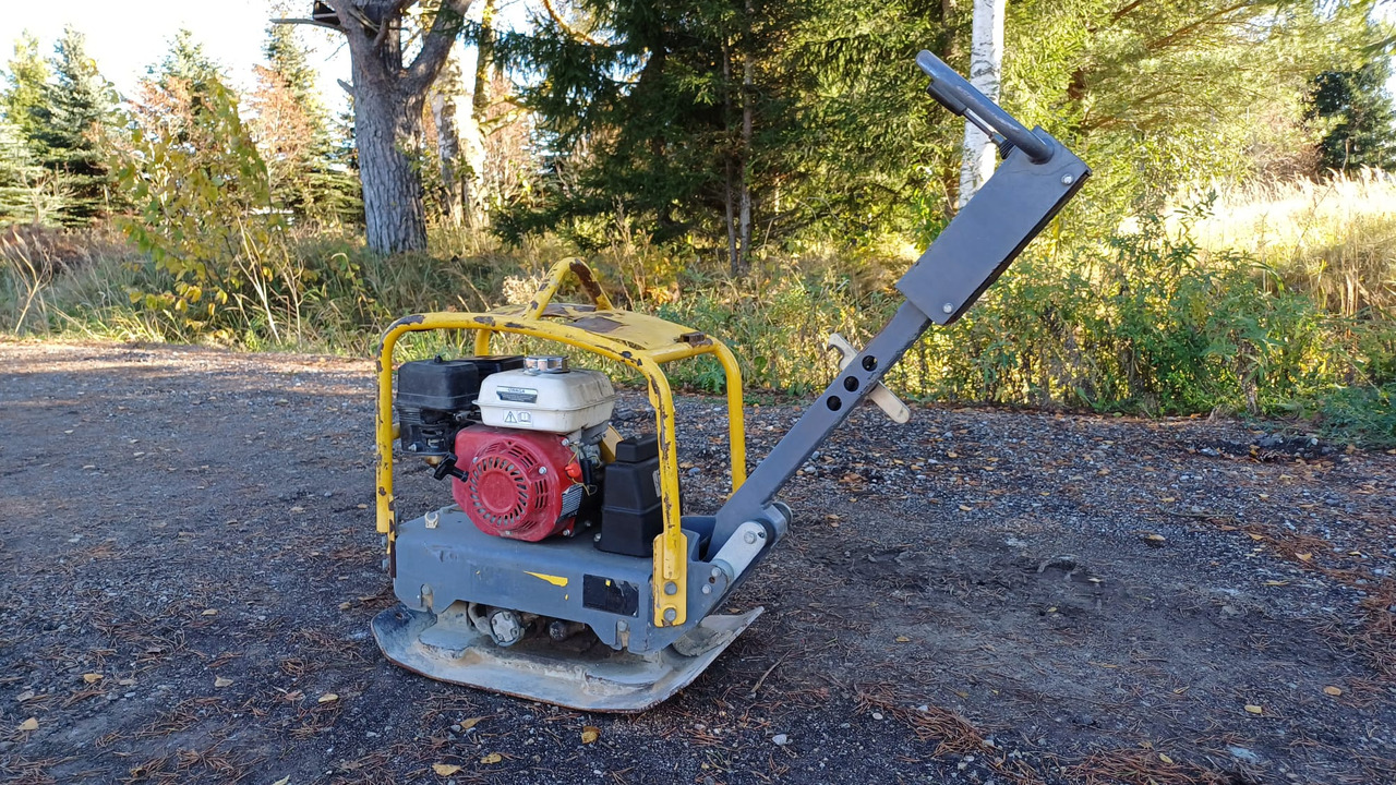 Atlas Copco LG160 - Plaque vibrante: photos 3 Atlas Copco LG160 - Plaque vibrante: photos 3