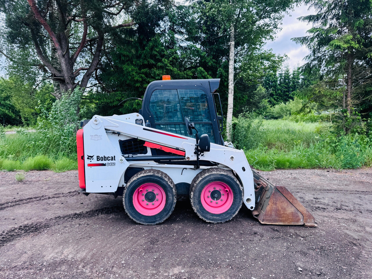 BOBCAT S450 - Mini chargeuse: photos 5 BOBCAT S450 - Mini chargeuse: photos 5