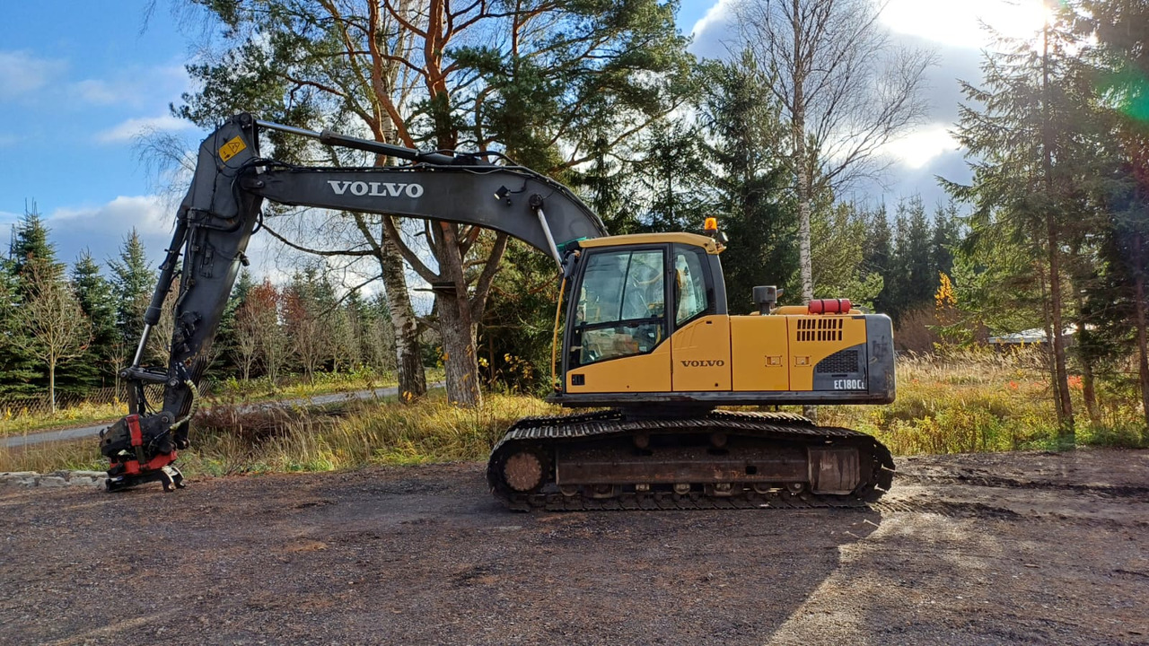 VOLVO EC180CL - Pelle sur chenille: photos 2 VOLVO EC180CL - Pelle sur chenille: photos 2