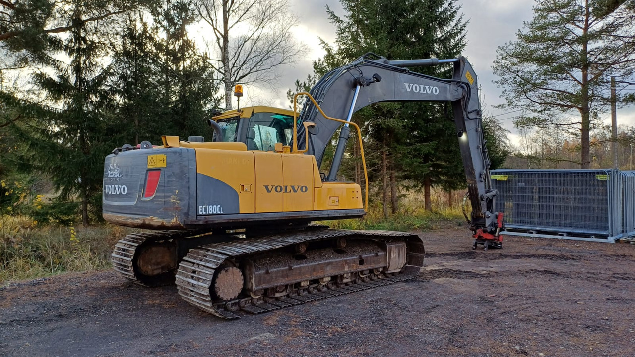 VOLVO EC180CL - Pelle sur chenille: photos 4 VOLVO EC180CL - Pelle sur chenille: photos 4