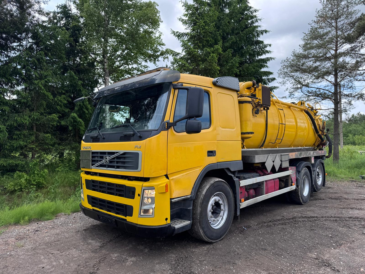 VOLVO FM 460 ADR - Camion hydrocureur: photos 2 VOLVO FM 460 ADR - Camion hydrocureur: photos 2