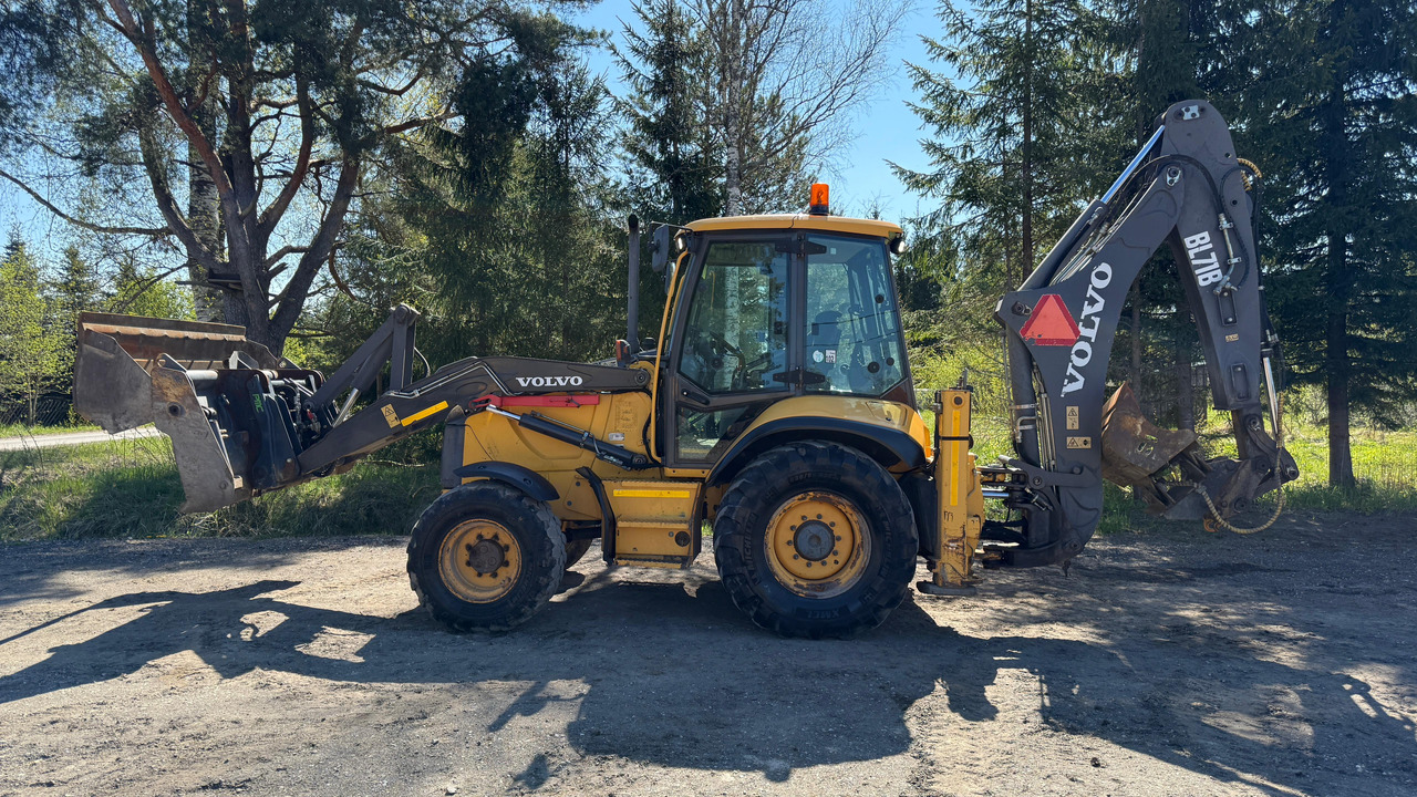 Volvo BL71 - Tractopelle: photos 3 Volvo BL71 - Tractopelle: photos 3
