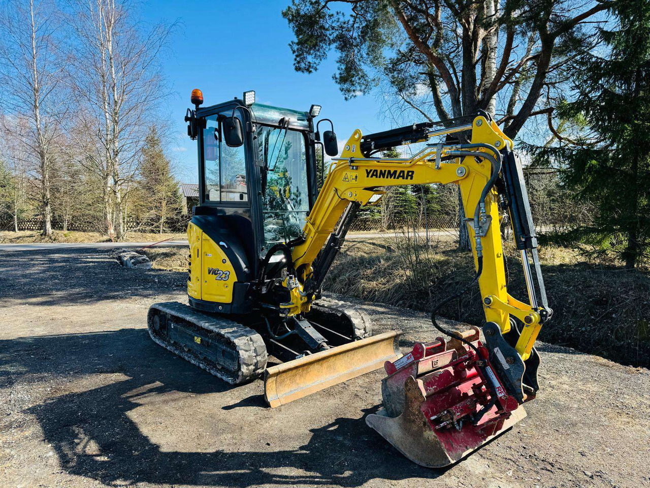 YANMAR VIO23-6 - Mini pelle: photos 5 YANMAR VIO23-6 - Mini pelle: photos 5