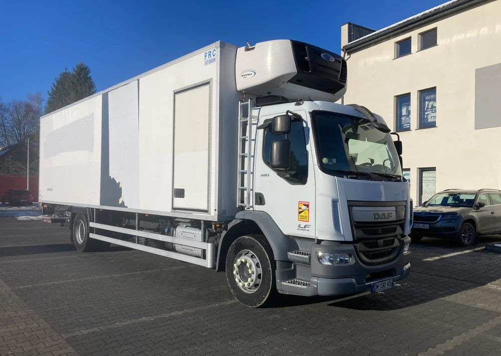 DAF Daf LF 18.280 chłodnia izoterma 22 palety - Camion frigorifique: photos 2 DAF Daf LF 18.280 chłodnia izoterma 22 palety - Camion frigorifique: photos 2