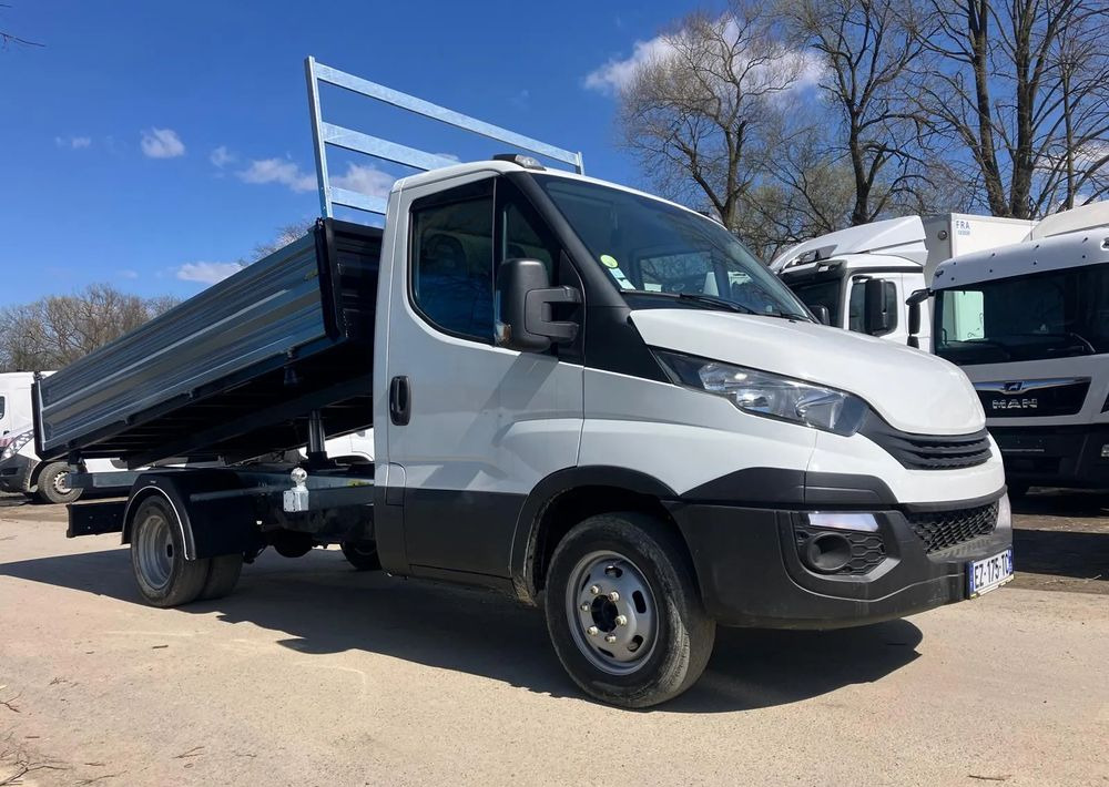 Iveco Iveco daily 35C14 wywrotka solidny kiper - Véhicule utilitaire benne: photos 2 Iveco Iveco daily 35C14 wywrotka solidny kiper - Véhicule utilitaire benne: photos 2