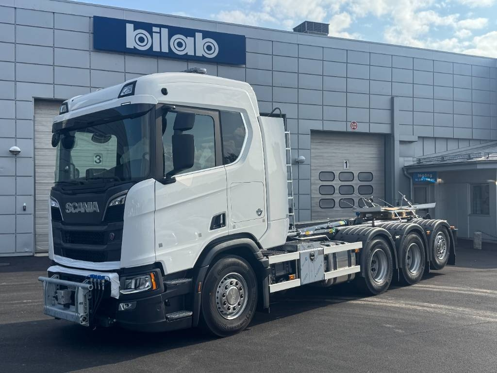 Scania R 580 8x4*4 Joab med frontplog & sidoplogsfäste  - Camion ampliroll: photos 1 Scania R 580 8x4*4 Joab med frontplog & sidoplogsfäste  - Camion ampliroll: photos 1