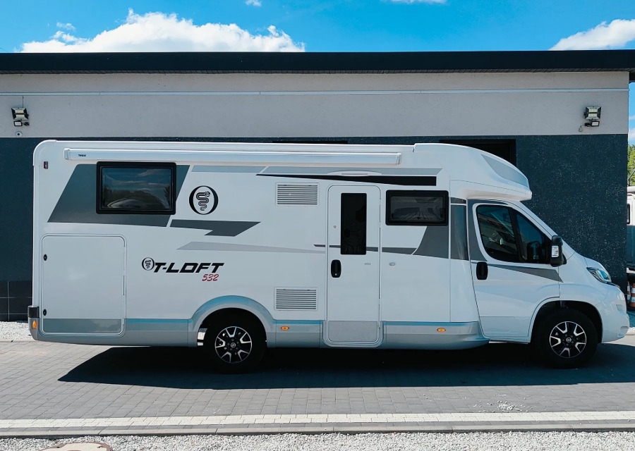 Elnagh Elnagh T-Loft 532 WINTER Alarm Solar Camera Air Conditioning Truma Diesel E FV23% Awning Remis Retrofitted - Fourgon aménagé: photos 3 Elnagh Elnagh T-Loft 532 WINTER Alarm Solar Camera Air Conditioning Truma Diesel E FV23% Awning Remis Retrofitted - Fourgon aménagé: photos 3