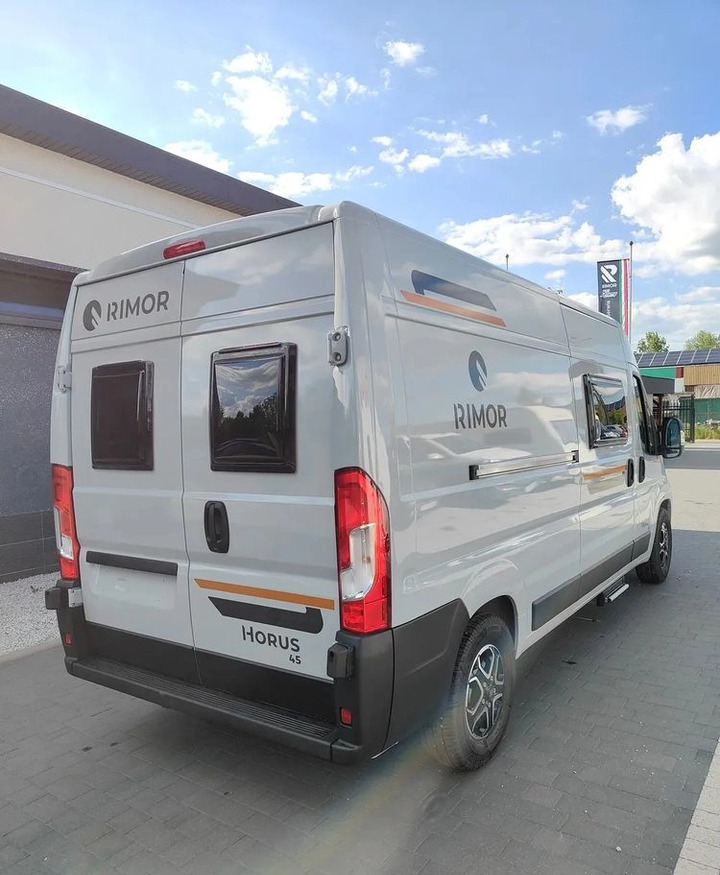 Fiat Ducato Rimor Horus 45 NEW AUTOMAT Grau Truma Diesel Lampen FULL LED 4-Sitzer - Fourgon aménagé: photos 5 Fiat Ducato Rimor Horus 45 NEW AUTOMAT Grau Truma Diesel Lampen FULL LED 4-Sitzer - Fourgon aménagé: photos 5