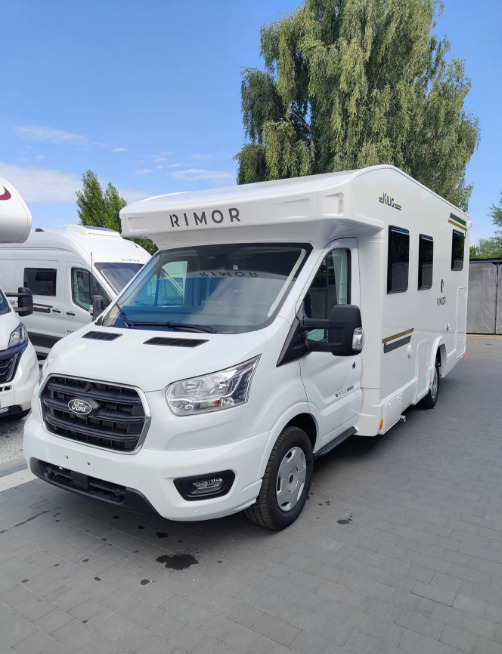 RIMOR Rimor KILIG 95 Plus NEW Retrofitted 5 Passenger Winter Camera Navigation - Fourgon aménagé: photos 2 RIMOR Rimor KILIG 95 Plus NEW Retrofitted 5 Passenger Winter Camera Navigation - Fourgon aménagé: photos 2