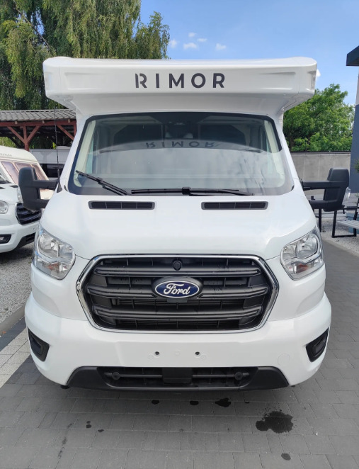 RIMOR Rimor KILIG 95 Plus NEW Retrofitted 5 Passenger Winter Camera Navigation - Fourgon aménagé: photos 5 RIMOR Rimor KILIG 95 Plus NEW Retrofitted 5 Passenger Winter Camera Navigation - Fourgon aménagé: photos 5