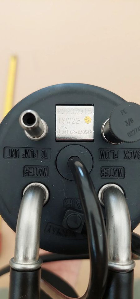 RENAULT GAMA T SMOK CZUJNIK POZIOMU ADBLUE NOWY - Autre matériel: photos 2 RENAULT GAMA T SMOK CZUJNIK POZIOMU ADBLUE NOWY - Autre matériel: photos 2
