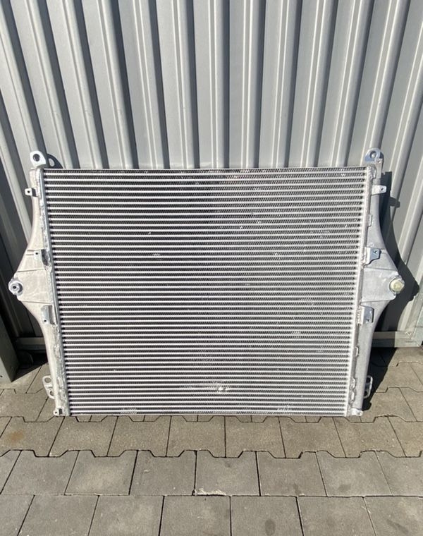 Intercooler Scania S NGS chłodnica powietrza 2022 rok 2861478 - Intercooler pour Camion: photos 1 Intercooler Scania S NGS chłodnica powietrza 2022 rok 2861478 - Intercooler pour Camion: photos 1