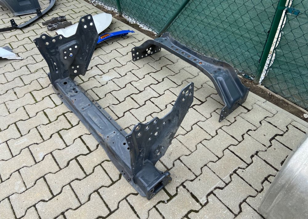 Moduł przedni Scania R S belka wspornik zderzaka NGS NGR - Suspension pour Camion: photos 2 Moduł przedni Scania R S belka wspornik zderzaka NGS NGR - Suspension pour Camion: photos 2