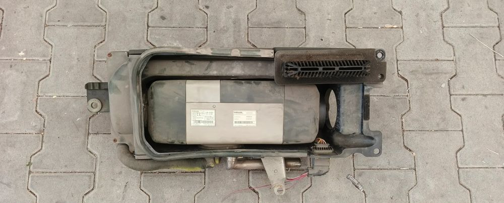 RENAULT GAMA T WEBASTO OGRZEWANIE POSTOJOWE AIR TOP EVO 3900 - Chauffage/ Ventilation pour Camion: photos 1 RENAULT GAMA T WEBASTO OGRZEWANIE POSTOJOWE AIR TOP EVO 3900 - Chauffage/ Ventilation pour Camion: photos 1