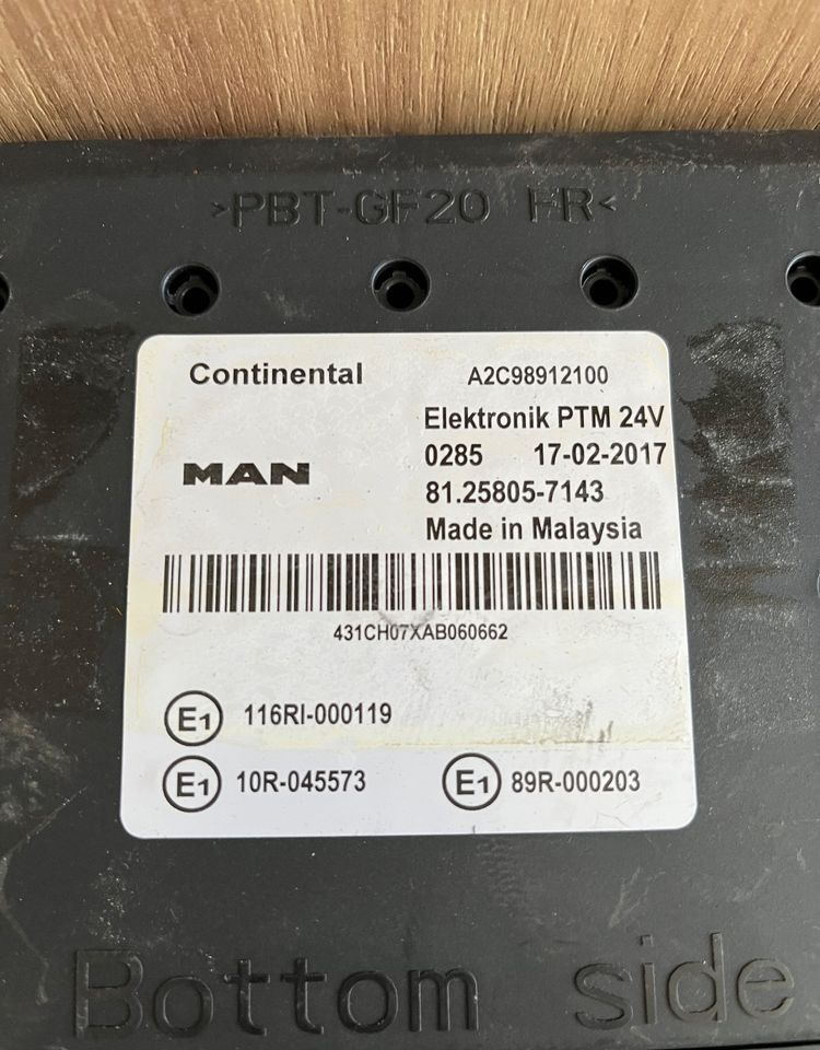 Sterownik PTM MAN TGX TGS euro 6 komputer - Bloc de gestion pour Camion: photos 2 Sterownik PTM MAN TGX TGS euro 6 komputer - Bloc de gestion pour Camion: photos 2