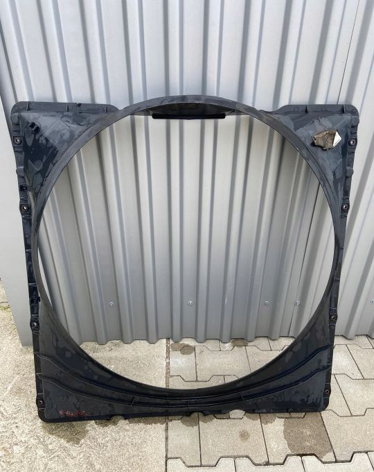 Tunel chłodnicy Volvo FH 13 osłona chłodnicy - Radiateur pour Voiture: photos 1 Tunel chłodnicy Volvo FH 13 osłona chłodnicy - Radiateur pour Voiture: photos 1