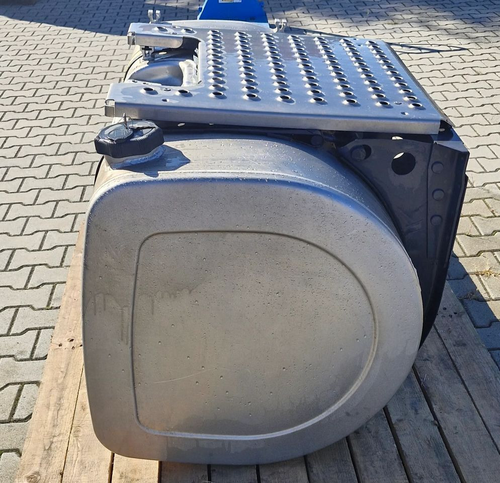 VOLVO FH4 FH5 RENAULT GAMA T ZBIORNIK PALIWA 480L - Réservoir de carburant pour Camion: photos 2 VOLVO FH4 FH5 RENAULT GAMA T ZBIORNIK PALIWA 480L - Réservoir de carburant pour Camion: photos 2