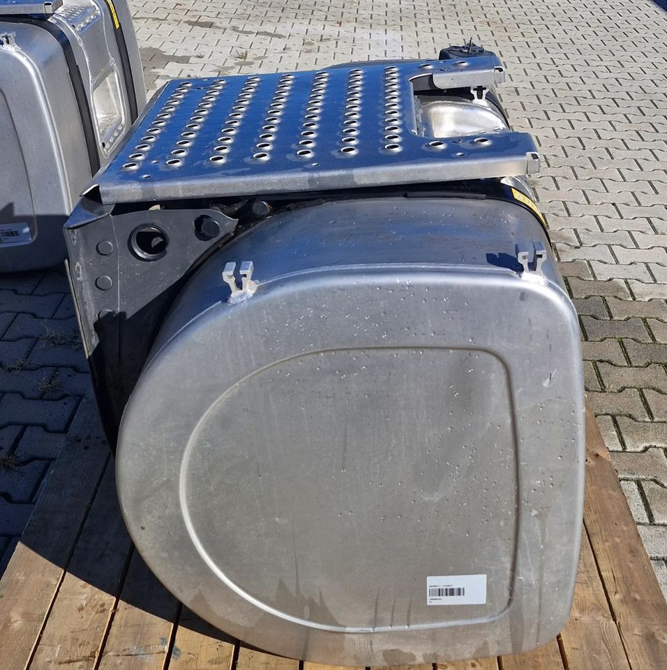 VOLVO FH4 FH5 RENAULT GAMA T ZBIORNIK PALIWA 480L - Réservoir de carburant pour Camion: photos 3 VOLVO FH4 FH5 RENAULT GAMA T ZBIORNIK PALIWA 480L - Réservoir de carburant pour Camion: photos 3